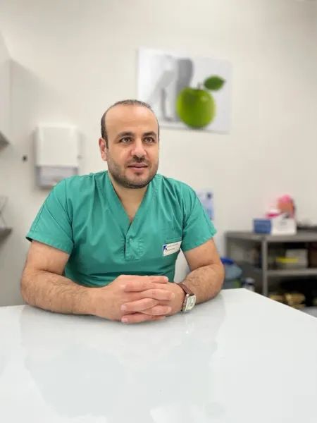 Mouhamed MOUALLA Dentist